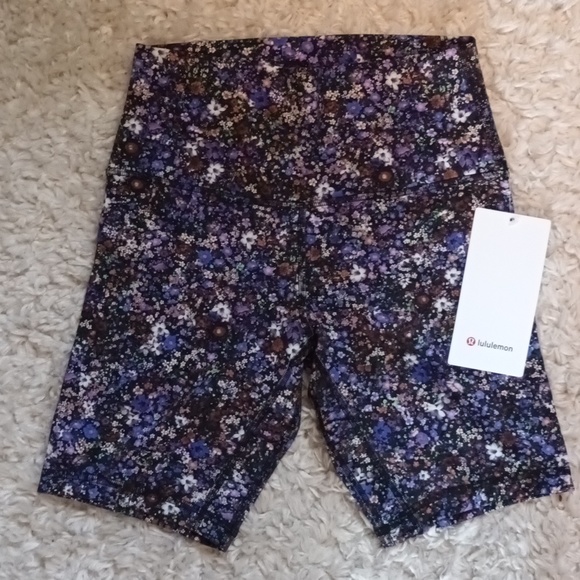 lululemon athletica Pants - Lululemon Flower Shorts